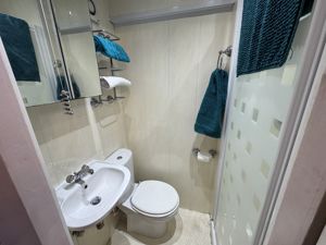 Photo 16- click for photo gallery